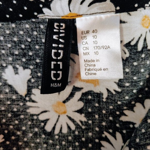 Sunflower and Polka-dot Button-down Blouse! - Picture 3 of 3